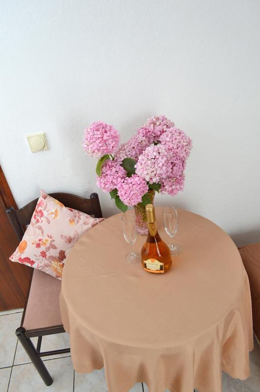 Guest House Lukac Бар Екстериор снимка