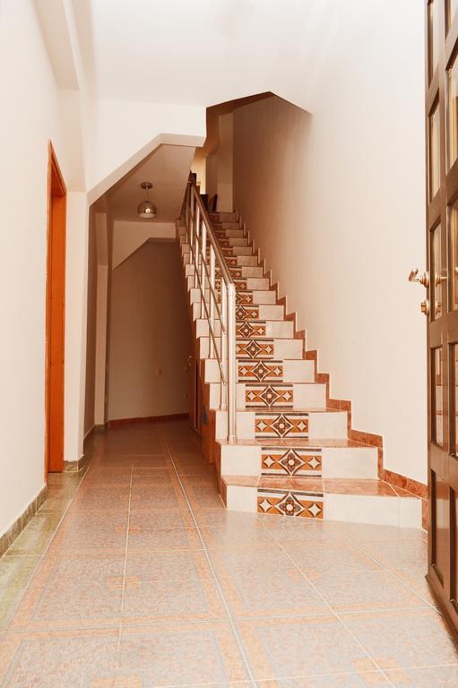 Guest House Lukac Бар Екстериор снимка